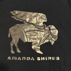 Amanda Shires concert tee size small.